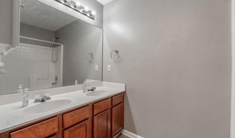 620 Thornbird Cir, Boiling Springs, SC 29316