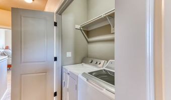 547 FRONT St, Rockaway Beach, OR 97136