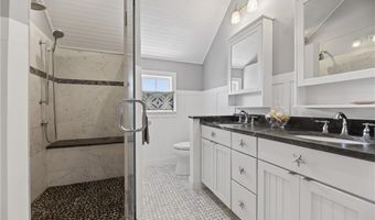110 Sea View Ave, North Kingstown, RI 02852