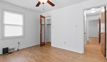 2943 NE Walnut Rd, Avondale, MO 64117