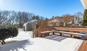 118 Ocean Ave, Cranston, RI 02905