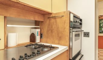 2707 Englave Dr, Ann Arbor, MI 48103