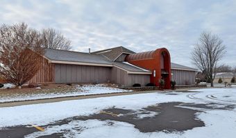 1708 NE 8th Ave, Aberdeen, SD 57401