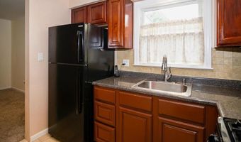 6 S BELL Rd, Bellmawr, NJ 08031