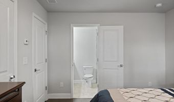 1097 Township Sq, Alpharetta, GA 30022