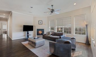 5001 Meridian Ln 2103, Addison, TX 75001