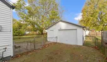 616 N Parkway Dr, Anderson, IN 46013