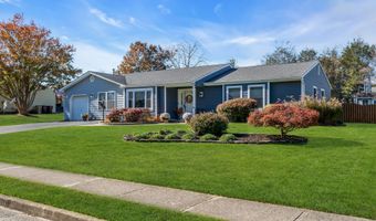 8 Eagle Dr, Bayville, NJ 08721