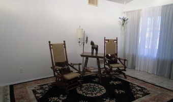 1009 Dakota St NE, Albuquerque, NM 87110