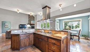 380 Mountaingate Dr, Springfield, OR 97478