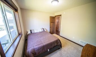 426 Creek Ave, Delano, MN 55328