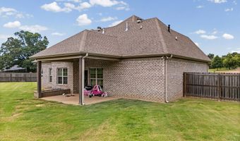 111 London Cv, Batesville, MS 38606