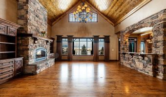 8 Funny Bird Ln, Buffalo, WY 82834