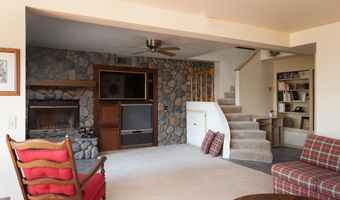 9844 Summit Dr, La Mesa, CA 91941