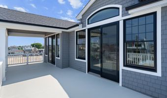 322 Third St, Beach Haven, NJ 08008
