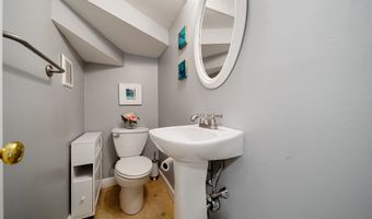 27 Mason Ct 27, Amesbury, MA 01913