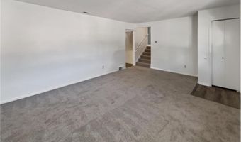 926 38th Ave, Anoka, MN 55303