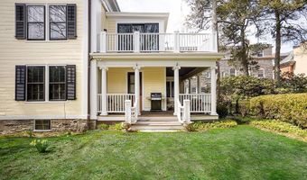 10 Bull St, Newport, RI 02840