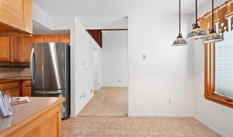 6 WHITEMARSH Ct, Dover, DE 19904