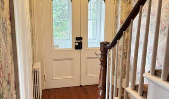 150 Cardinal Ave, Albany, NY 12209