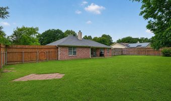 4505 Lawndale Dr, Benton, LA 71006