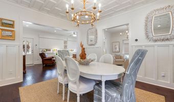 354 Main St, Bay St. Louis, MS 39520