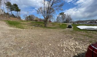 17 Footbridge Rd, Belfast, ME 04915