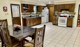 751 Canterbury Dr, Biloxi, MS 39532