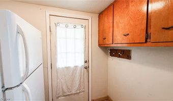 987 Boone St, Akron, OH 44306