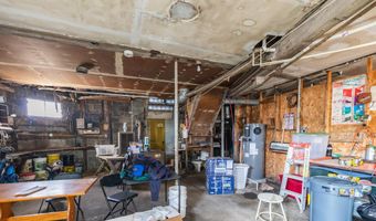 863 Minot Ave, Auburn, ME 04210