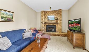 1181 Karth Lake Dr, Arden Hills, MN 55112