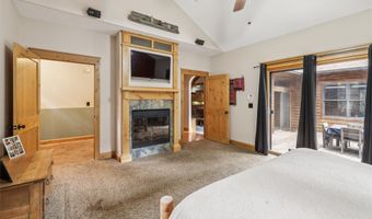 23754 Sportsmans Club Ln, Adel, IA 50003