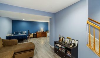 6 Foxmoor Ln, Bayville, NJ 08721