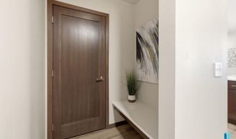 2818 E Hazelnut St, Brandon, SD 57005