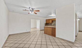 6924 W HAZELWOOD St, Phoenix, AZ 85033