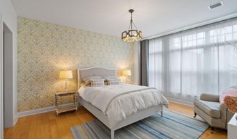 17 Chapel St Apt 402, Albany, NY 12210