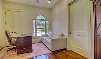 7470 Sevenoaks Ave, Baton Rouge, LA 70806