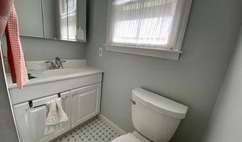 330 Norwood Ln, Avon By The Sea, NJ 07717