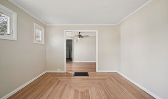 17 Overlook Ave, Bristol, CT 06010