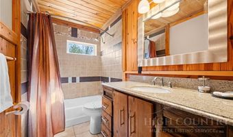184 Dutch Treat Rd, Banner Elk, NC 28604