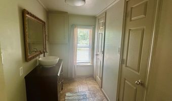 1633 New Sight Dr NE, Brookhaven, MS 39601
