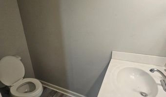 14807 Sweetgum Apt A, Alexander, AR 72002