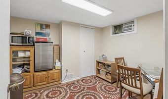 721 E River Rd, Anoka, MN 55303