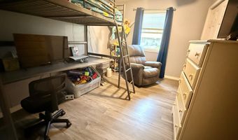 1313 E Benton Ave, Ava, MO 65608
