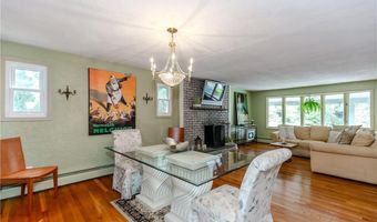 1 Polly Dr, North Providence, RI 02911