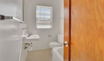 36 N 1st St B, Alhambra, CA 91801