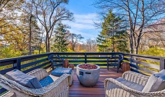 830 S Parkview Dr, Aurora, OH 44202