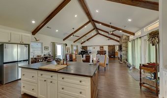 240 Sendero Horse Thief, Alpine, TX 79830