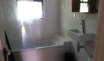65 Lincoln St, Augusta, ME 04330