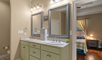 123 Sherwood Dr, Benton, LA 71006